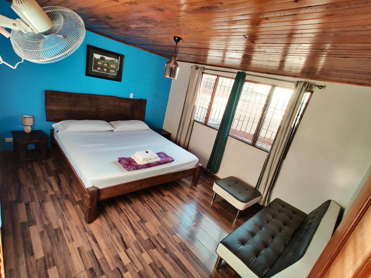 Tripon Open House Hostel Сан Хосе Екстериор снимка