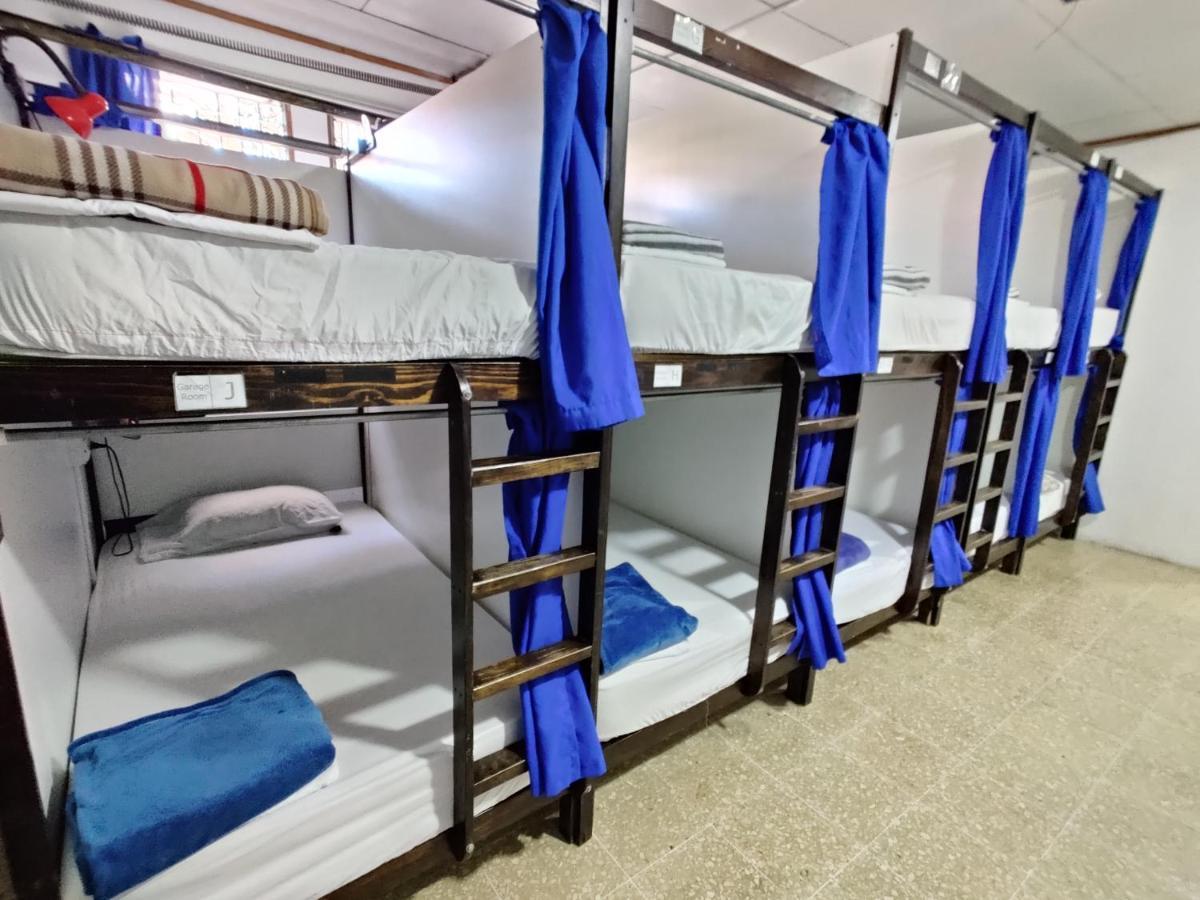 Tripon Open House Hostel Сан Хосе Екстериор снимка